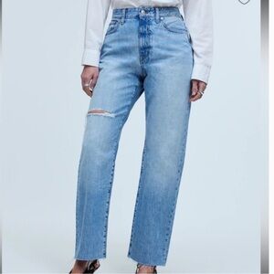Madewell | Curvy 90s Straight Jean | Light Blue Women’s Loose Cutoff Jeans